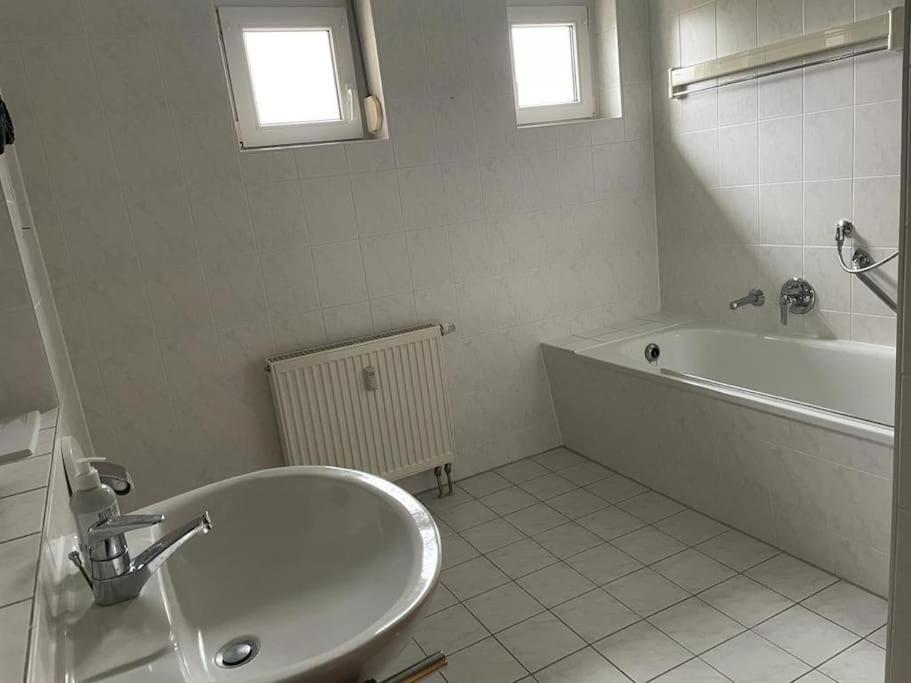 Traumhafte Wohnung Im Gruenen Эльстерверда Экстерьер фото